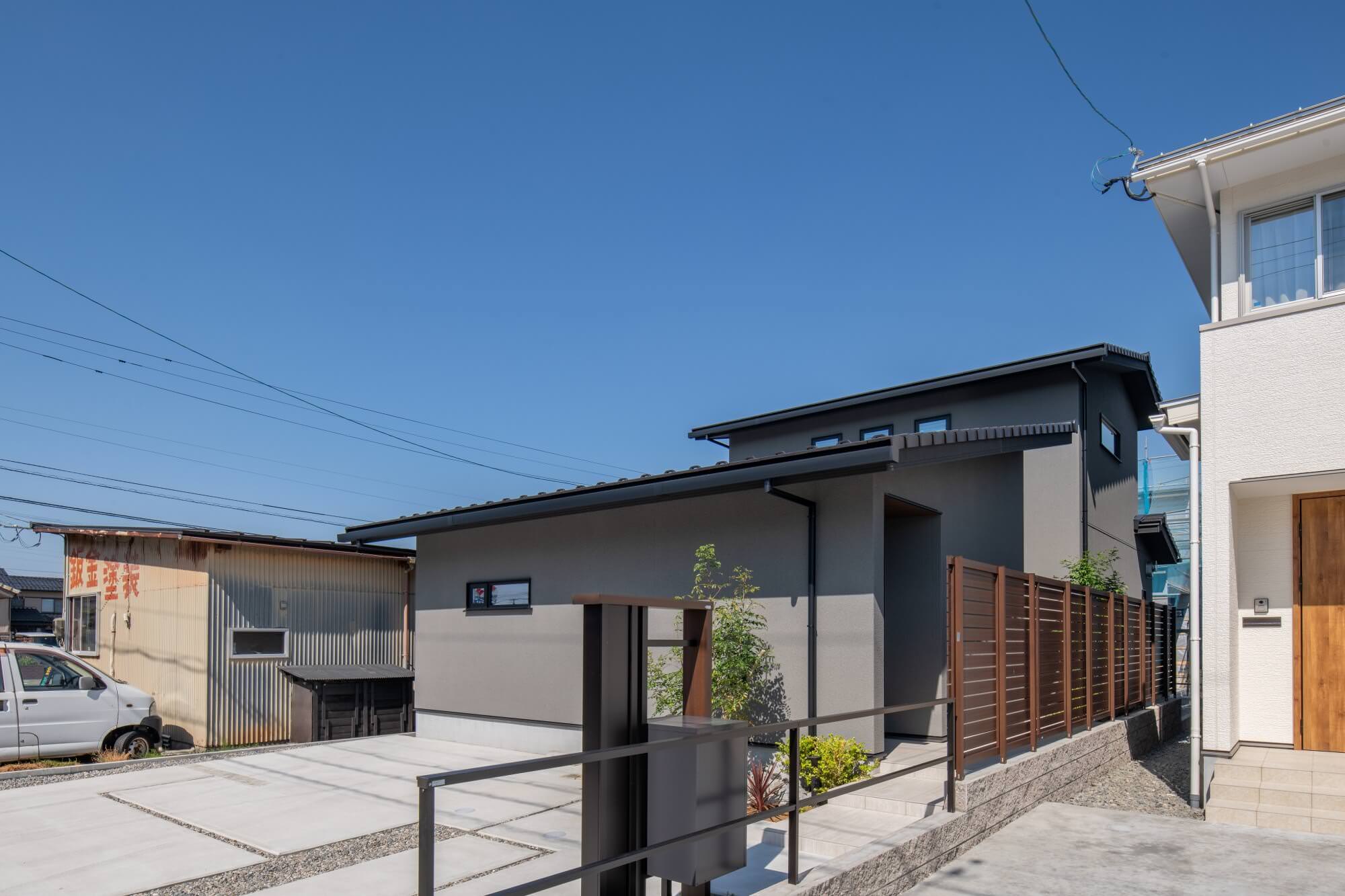 【平屋+α】ワンフロアで生活動線が完結する半平屋の住まい